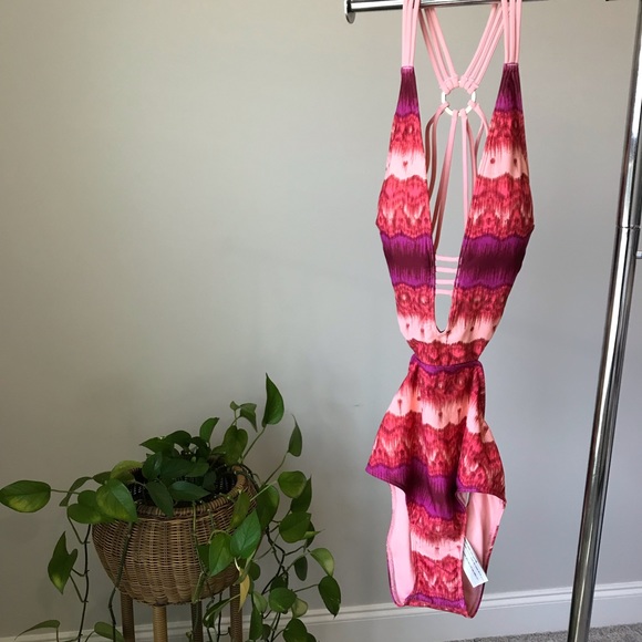 NWT Abercrombie Poolside Mokokini One Piece - Picture 3 of 9
